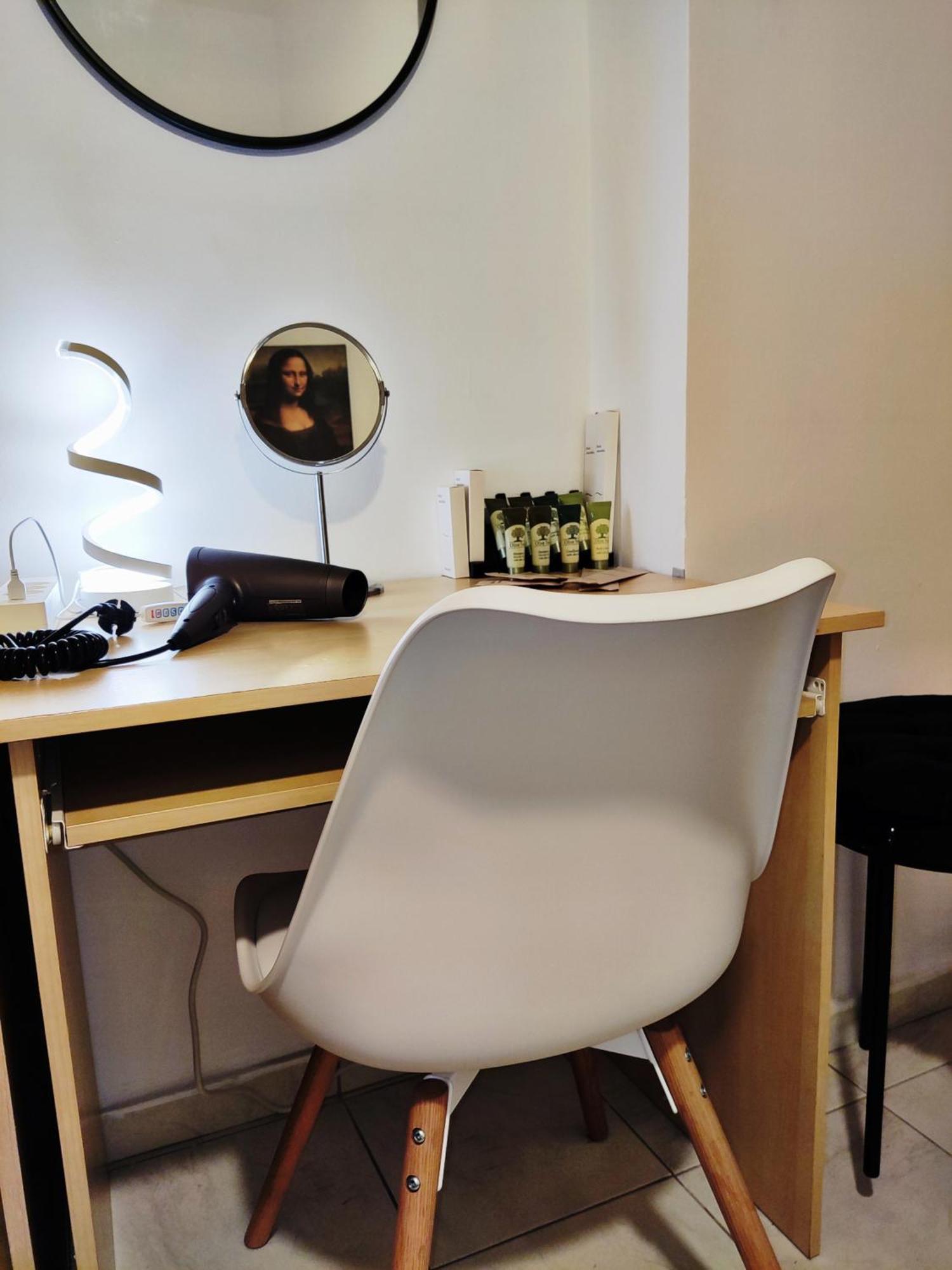 Elegant Central Studio With Balcony & 1 Gbps Fiber Thessaloniki Exterior foto